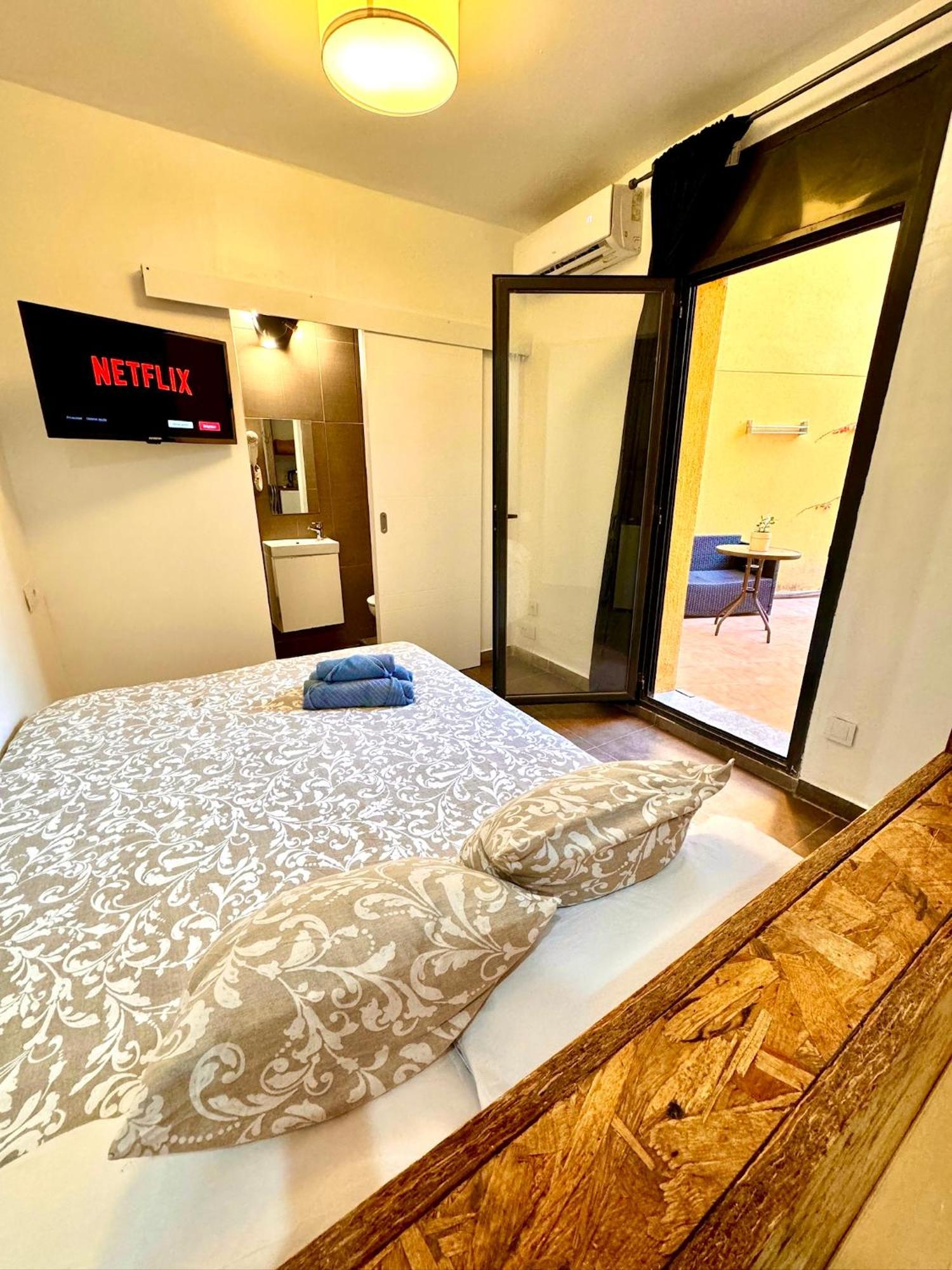 Mt Boutique Suites Y Apartamentos - Adults Only - 마타로 외부 사진